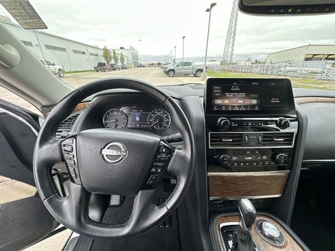 Used 2022 Nissan Armada SL AWD/4WD image 11