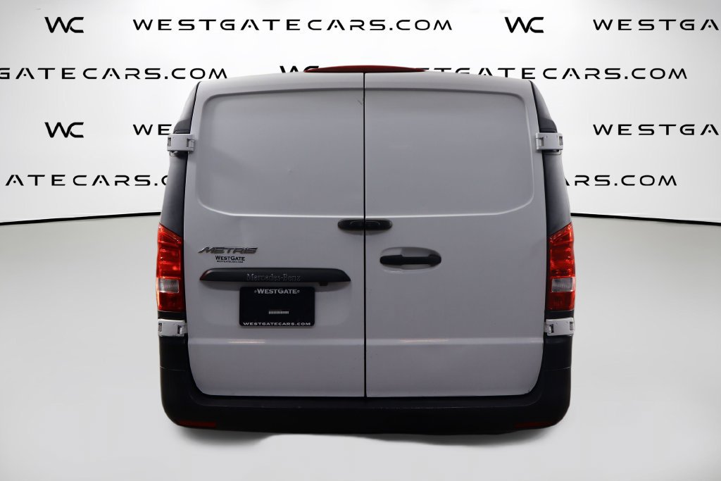 Used 2018 Mercedes-Benz Metris image 4