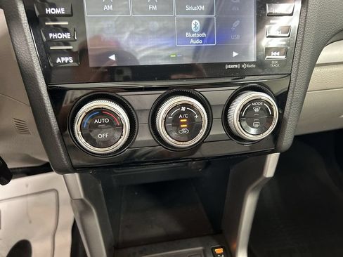 Used 2018 Subaru Forester 2.5i Premium w/ All-Weather Package AWD/4WD image 16
