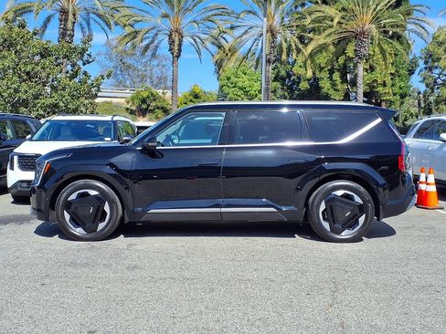 Certified 2024 Kia EV9 Land AWD/4WD image 3