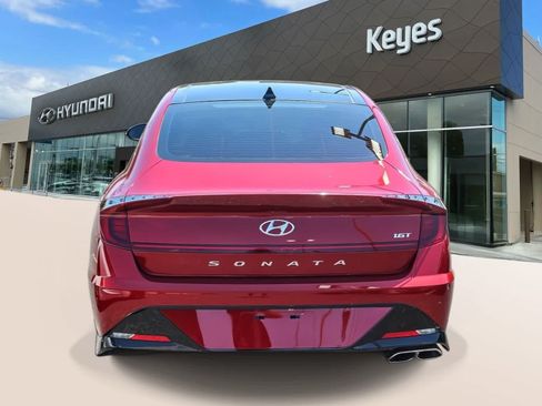 Used 2023 Hyundai Sonata SEL Plus w/ Preferred Accessory Package FWD image 6
