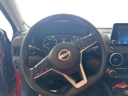 Used 2024 Nissan Sentra SV FWD image 13
