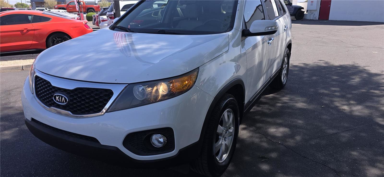 Used 2013 Kia Sorento LX w/ Convenience Pkg FWD image 1