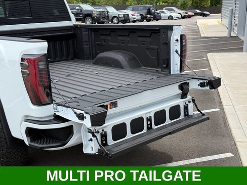 Used 2026 GMC Sierra 2500 AT4 w/ AT4 Premium Plus Package AWD/4WD image 13
