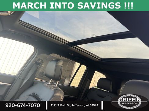 New 2025 Jeep Grand Cherokee Limited w/ Luxury Tech Group II image 14