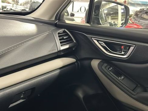 Certified 2023 Subaru Forester Limited AWD/4WD image 18