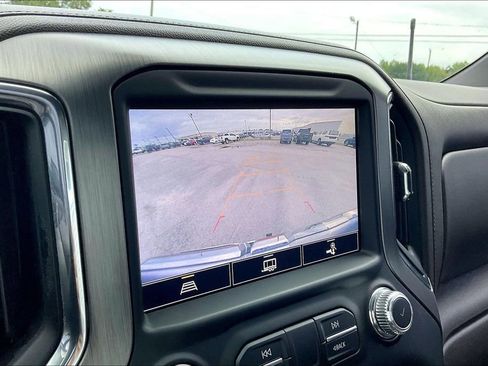 Used 2022 GMC Sierra 1500 Denali w/ Driver Alert Package II AWD/4WD image 13