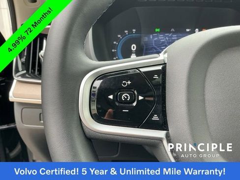 Certified 2025 Volvo XC90 B5 Plus image 21