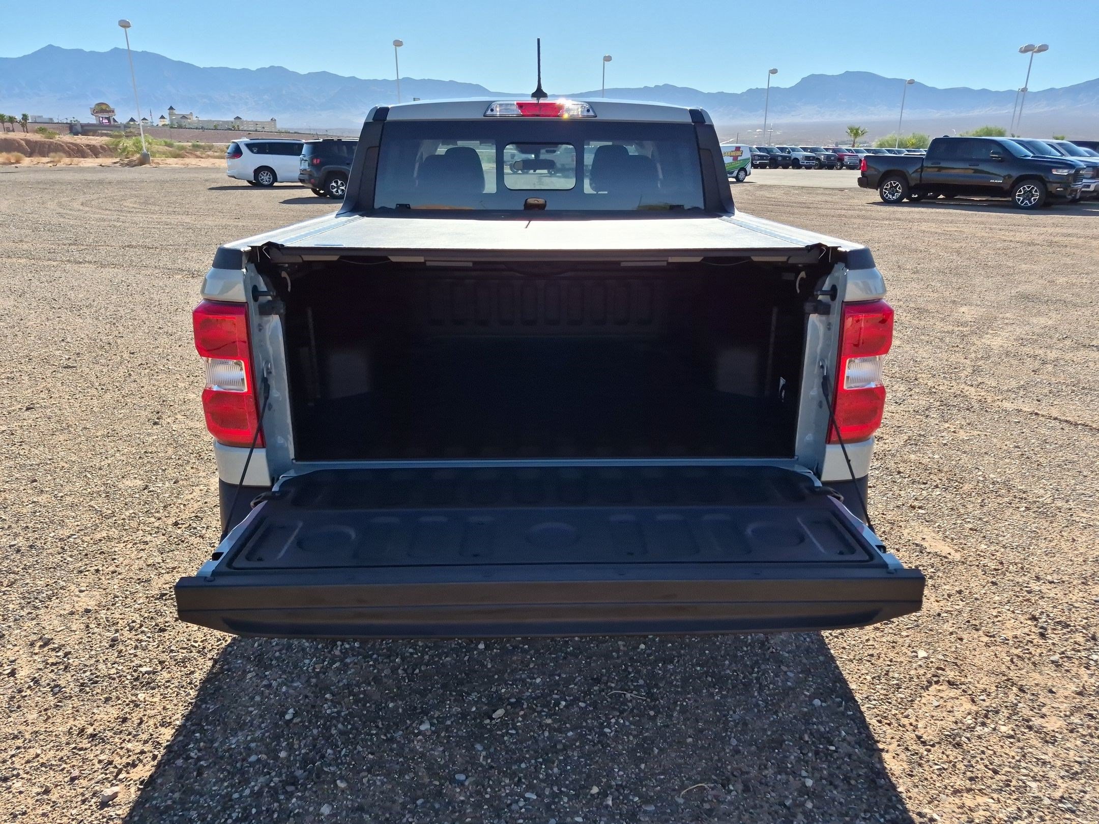 Used 2024 Ford Maverick Lariat FWD image 28