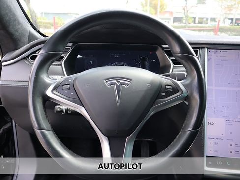 Used 2017 Tesla Model S 75D image 3