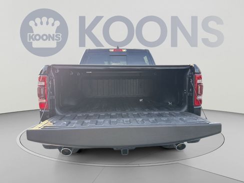 Used 2019 RAM 1500 Laramie AWD/4WD image 22