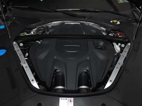 Used 2023 Porsche Panamera 4 Platinum Edition image 47