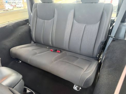 Used 2017 Jeep Wrangler Sahara w/ Connectivity Group image 14