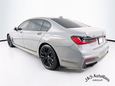 Used 2021 BMW 750i xDrive 750i xDrive w/ Executive Package image 5