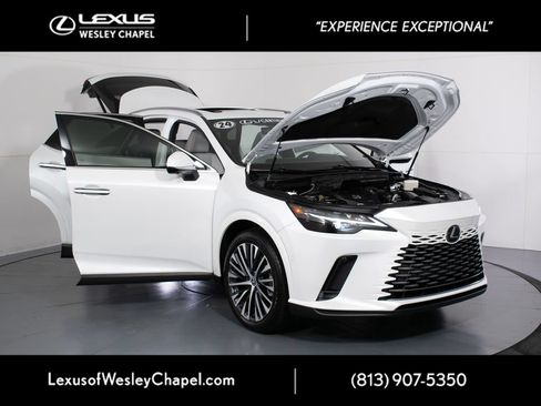 Used 2024 Lexus RX 350 Premium Plus w/ Convenience Package FWD image 17