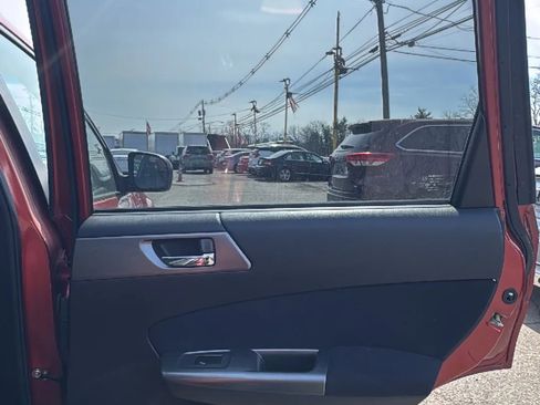 Used 2011 Subaru Forester 2.5X Limited image 15