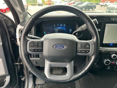 Used 2023 Ford F250 Lariat w/ FX4 Off-Road Package AWD/4WD image 14