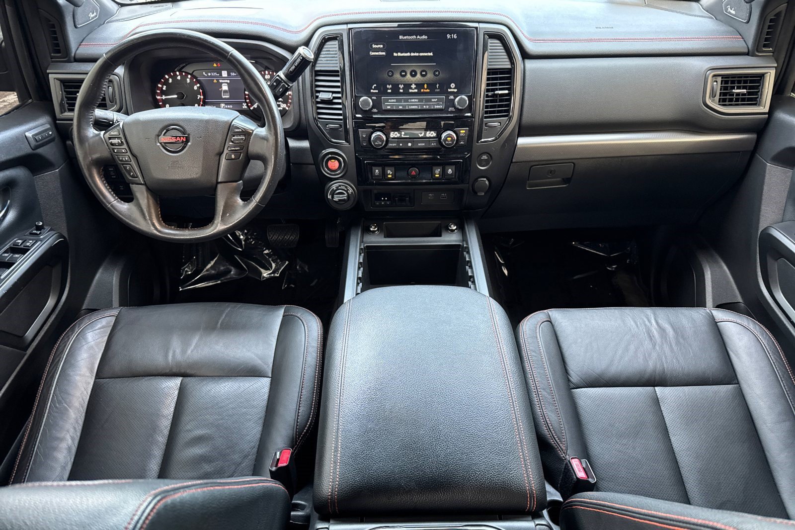 Used 2021 Nissan Titan PRO-4X w/ Pro-4x Convenience Package AWD/4WD image 15