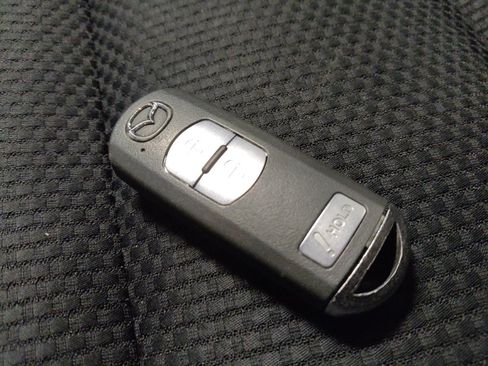 Used 2016 MAZDA CX-5 Touring FWD image 32
