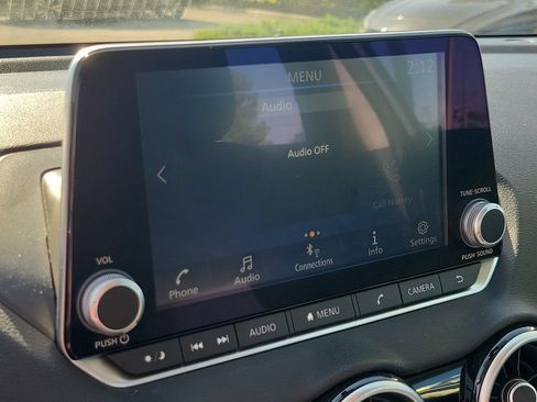 Used 2025 Nissan Sentra SV FWD image 23