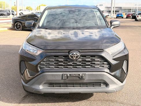 Used 2022 Toyota RAV4 LE FWD image 10