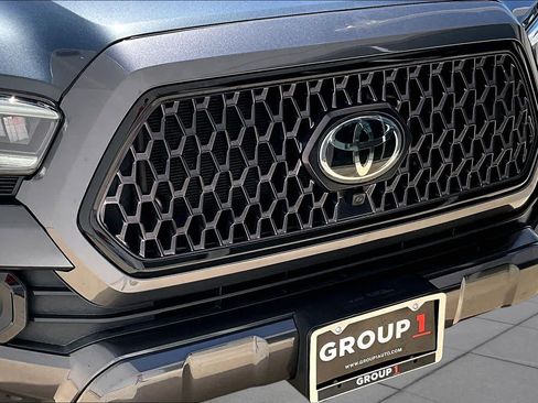 Used 2022 Toyota Tacoma Limited w/ Nightshade Package AWD/4WD image 28