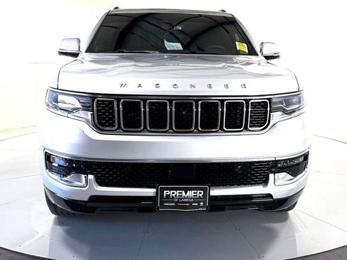Used 2022 Jeep Wagoneer Series I w/ Convenience Group I AWD/4WD image 9