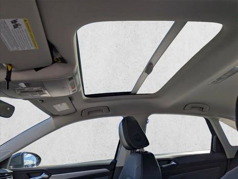 New 2026 Volkswagen Jetta SE image 21