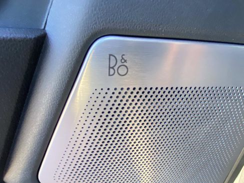 Used 2021 Ford F150 Lariat w/ Equipment Group 502A High image 18