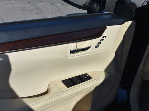 Used 2013 Lexus ES 350 w/ Premium Pkg image 25