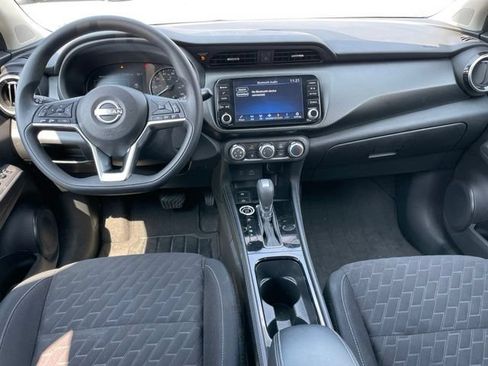 Certified 2023 Nissan Kicks SV FWD image 10