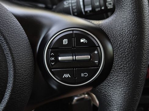 Used 2023 Kia Soul LX image 28