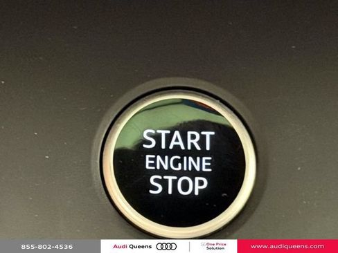 Used 2025 Audi Q3 2.0T Premium w/ Convenience Package AWD/4WD image 30
