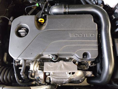 Used 2025 Chevrolet Malibu LT image 30