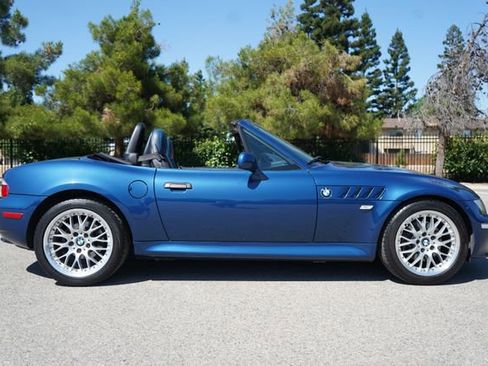 Used 2001 BMW Z3 3.0i RWD image 11