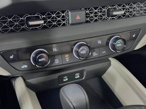 Certified 2023 Honda Accord EX image 15