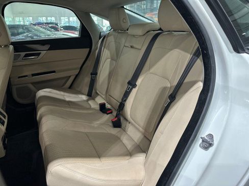 Used 2017 Jaguar XF Prestige RWD image 99