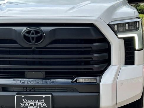 Used 2025 Toyota Tundra Limited image 9