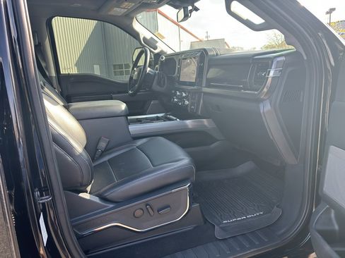 Used 2024 Ford F250 Lariat w/ Lariat Ultimate Package image 15