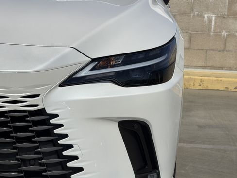 New 2026 Lexus RX 450h AWD w/ Convenience Package image 6