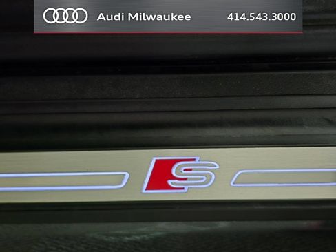Used 2023 Audi Q5 2.0T Premium Plus w/ Premium Plus Package AWD/4WD image 19