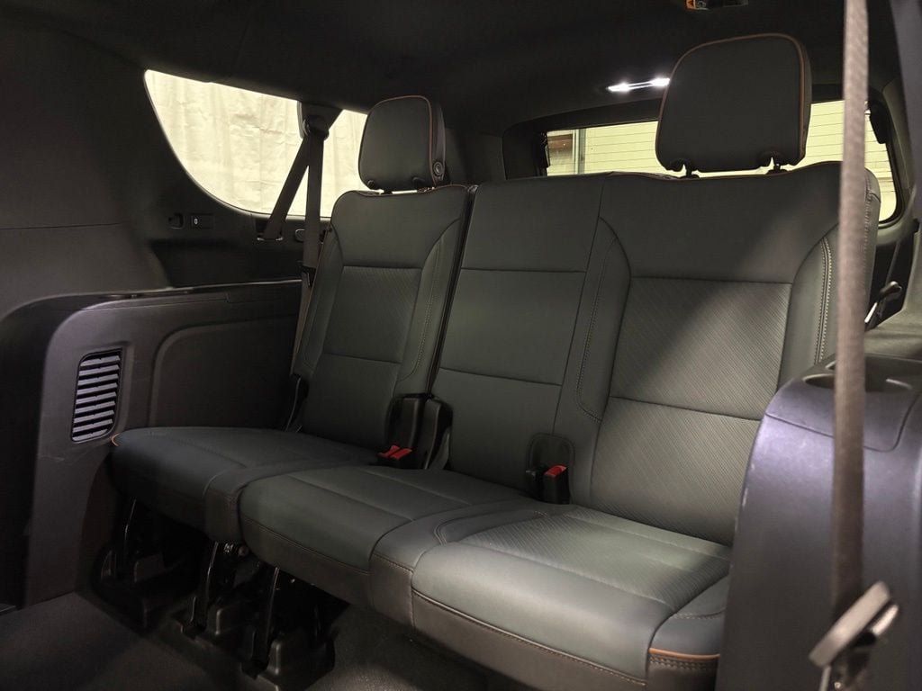 Used 2026 GMC Yukon XL AT4 w/ AT4 Premium Package AWD/4WD image 48