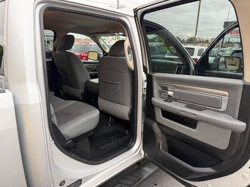 Used 2018 RAM 1500 Big Horn AWD/4WD image 9