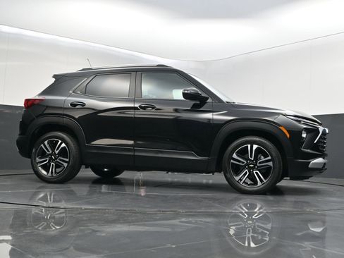 Used 2025 Chevrolet TrailBlazer LT w/ Convenience Package FWD image 44
