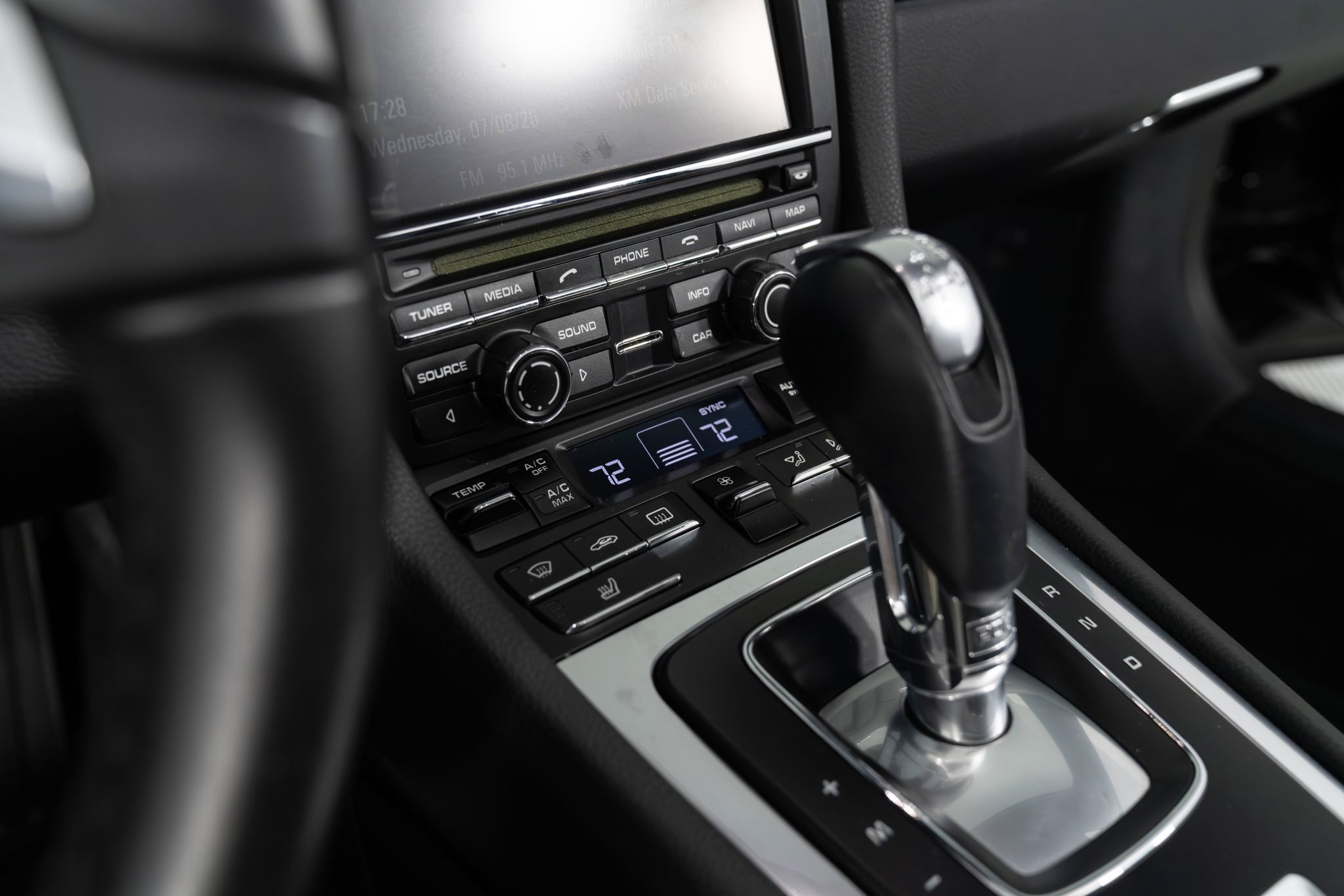 Used 2015 Porsche Boxster S RWD image 40