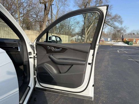 Certified 2025 Audi Q7 3.0T Prestige w/ Prestige Package image 29