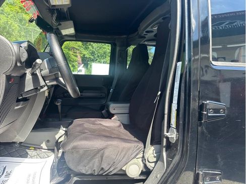Used 2009 Jeep Wrangler Unlimited X RWD image 11