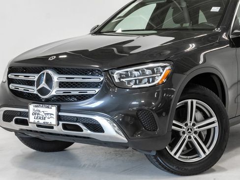 Used 2021 Mercedes-Benz GLC 300 4MATIC w/ Premium Package image 2