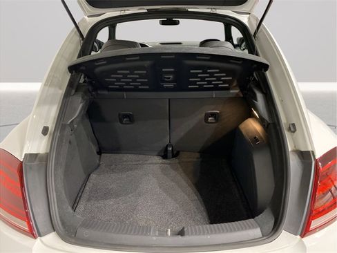 Used 2019 Volkswagen Beetle 2.0T SE image 5