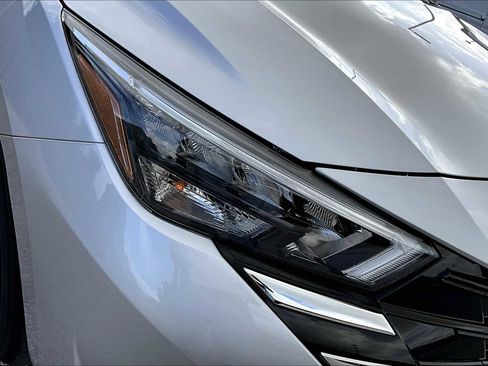 New 2025 Nissan Versa S w/ Trunk Package image 18